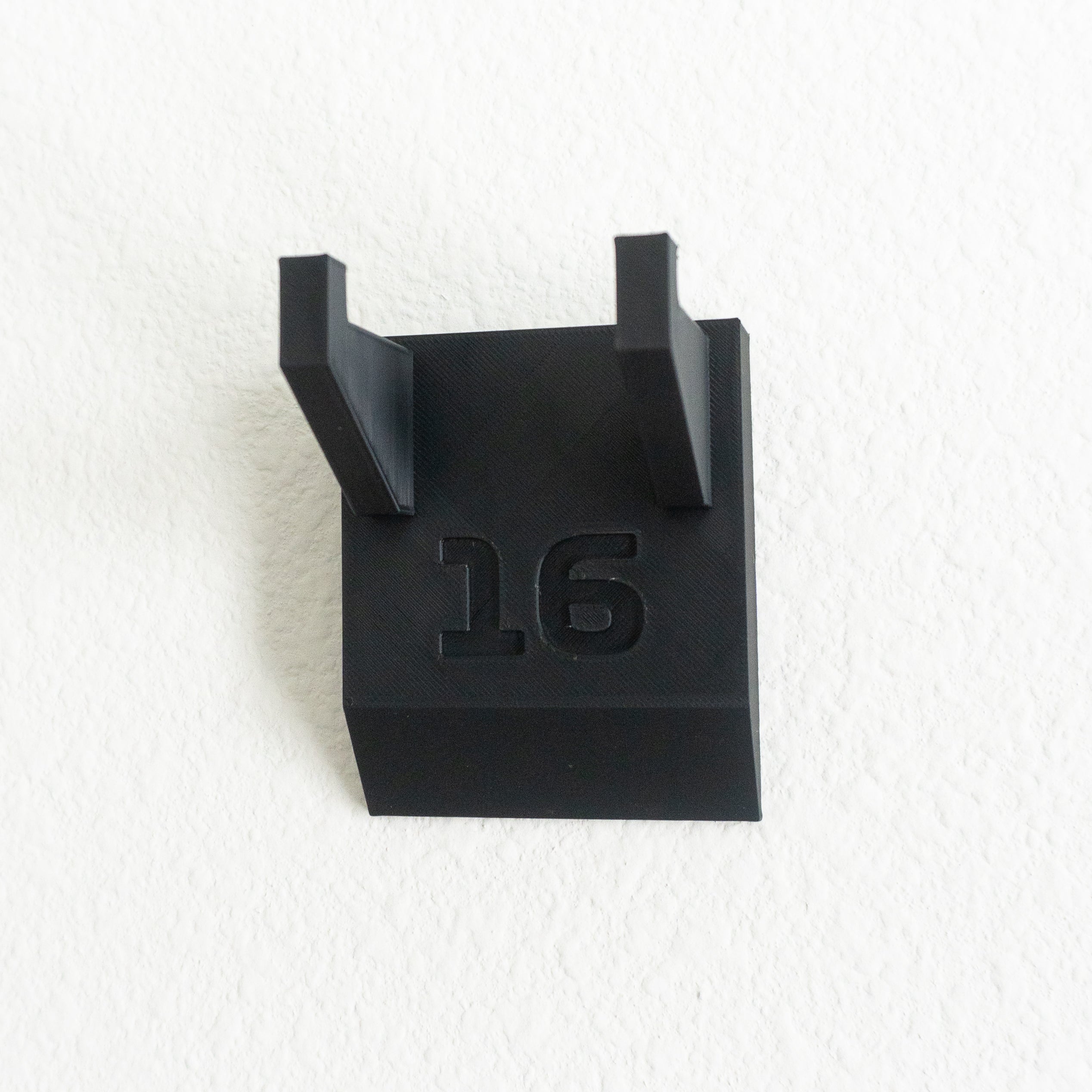 Technic F1 Car Wall Mount (Ferrari & Mercedes)