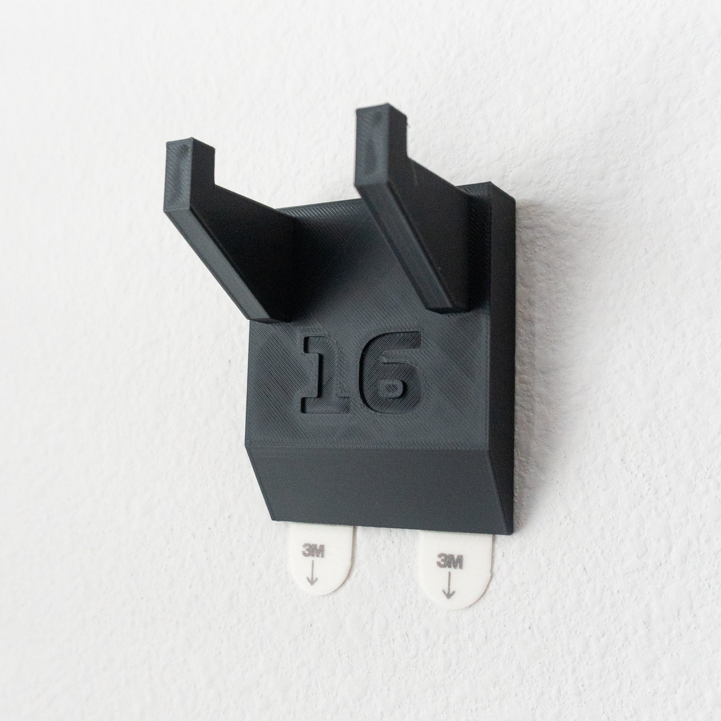 Technic F1 Car Wall Mount (Ferrari & Mercedes)