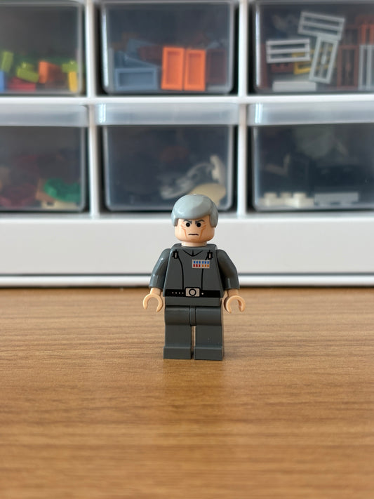 LEGO Star Wars Grand Moff Tarkin NEW